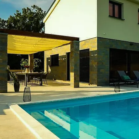 بيت ضيافة Heated Pool Bbq4 Bedroom *